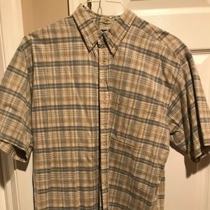 Men's medium Casual short sleeve shirt